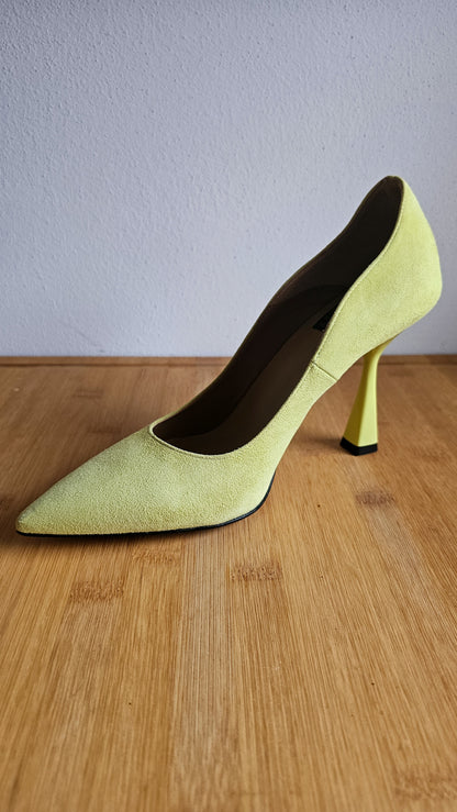 Decolleté camoscio color lime